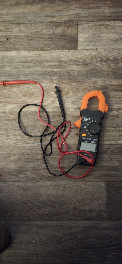 Klein Digital Clamp Meter