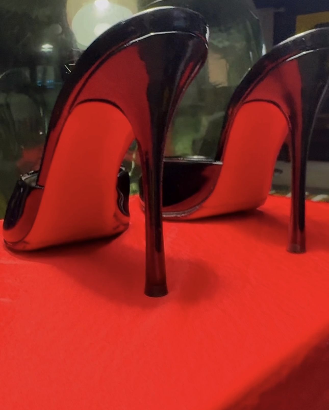 Christian Louboutin  / 7 Size Black 