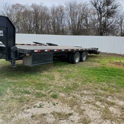 27ft Dove Tail Trailer