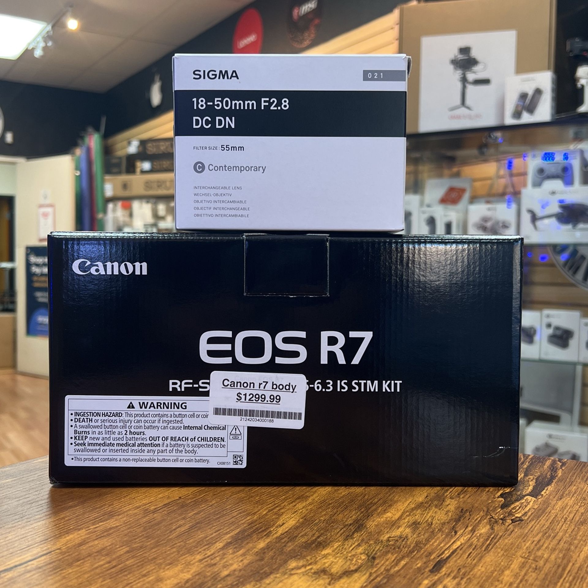 Canon R7 With Sigma 18-50mm