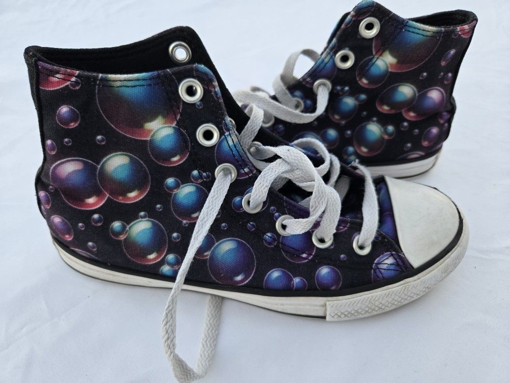 Size 4 Converse All-Star High Tops
