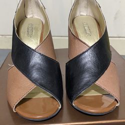 Seychelles Leather Wedge Shoes  Size 7