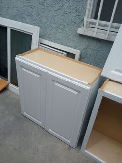 Two cabinets $35 for both