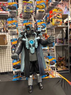 Skibidi Toilet 24” Titan Figure Cameraman, Blue