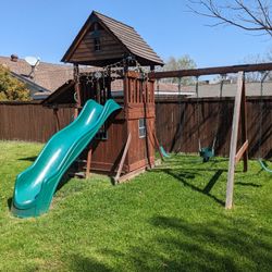 Free Wooden Swing set/Playset 