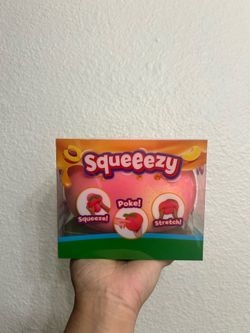 Sunny Days Squeeezy Peach 🍑🧡