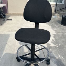Desk Chairs 