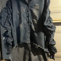 Women’s Ruffle Sleeve Jean Blouse