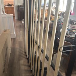 Queen size bed  non mattress