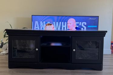 FREE TV DRESSER