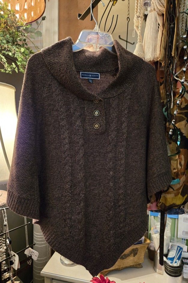 Ladies S/M Karen Scott Poncho