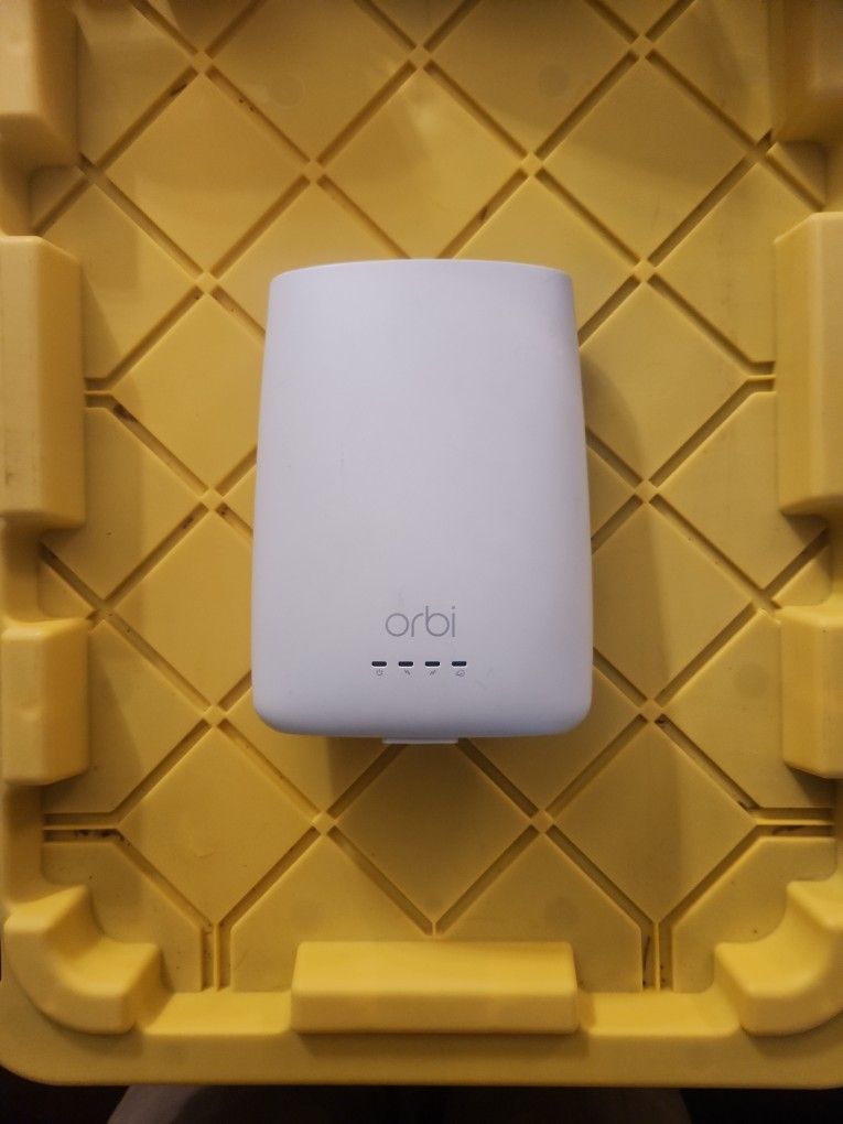 Orbi / Netgear CBR40 Wireless Cable Router 