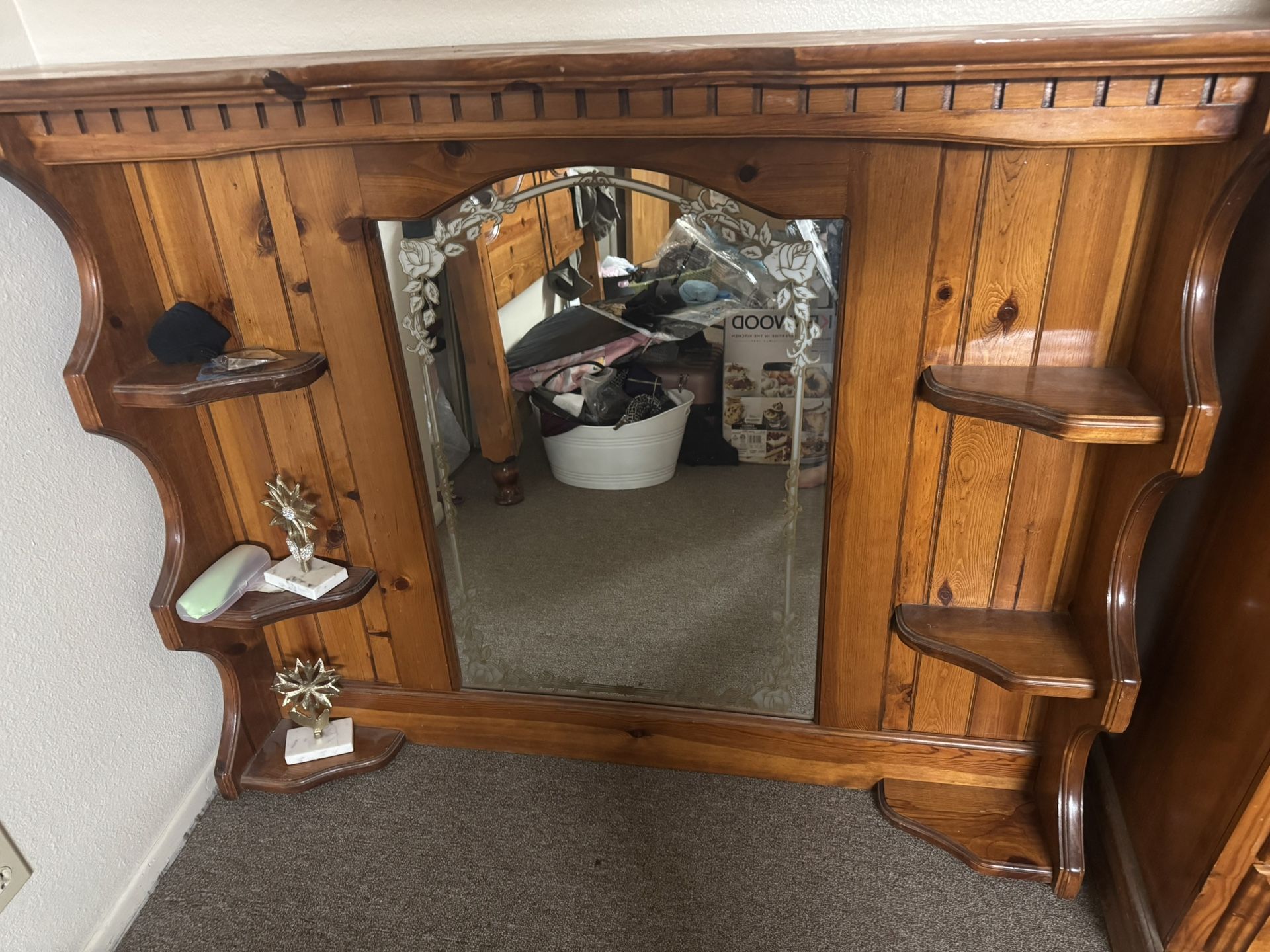 8Drawer Dresser and Mirror