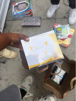 Pokemon 30 year anniversary ETB Pokemon