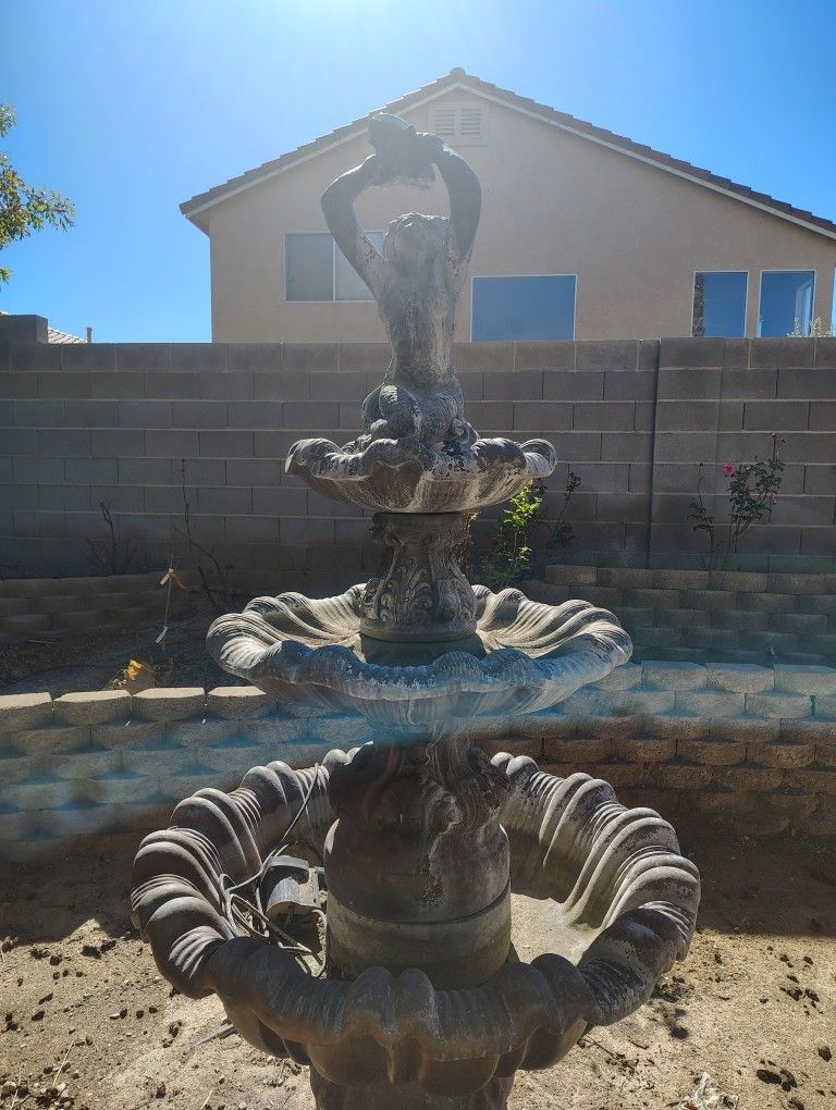 8 Ft Tall Mermaid Fountain