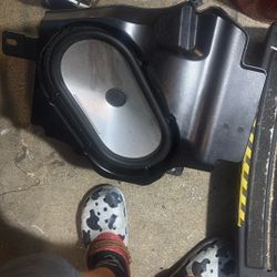 Harmon Kardon Subwoofer Out Of A Land Rover