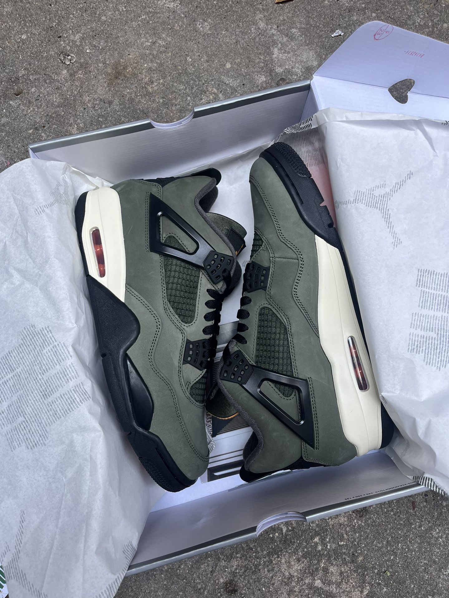 Size 10.5 - Nike Air Jordan 4 Retro OG SP Undefeated 2025
