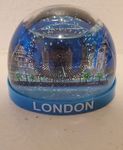 Snow Globe From London