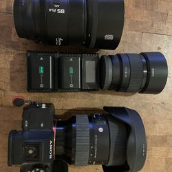 Sony A7iv With Lenses And 2 Batteries 