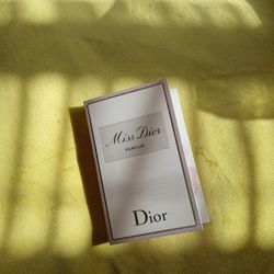 Christian Dior Paris Eau De Parfum Miss Dior Perfume 2ml