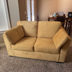 Like New Love Seat