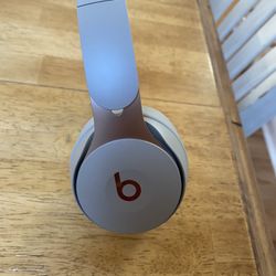 Beats Solo Wireless 