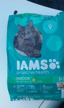 Iams indoor cat food
