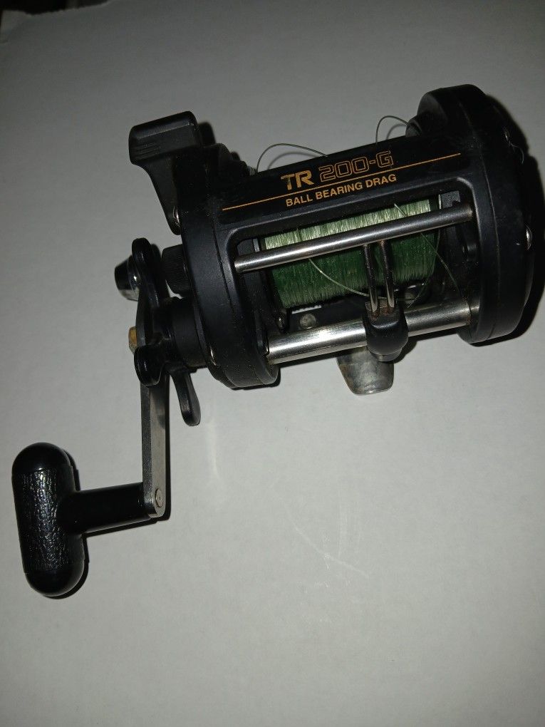 Shimano TR200-G Fishing Reel