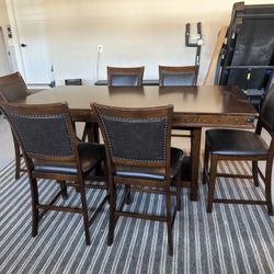 Dining Table + 6 Chairs