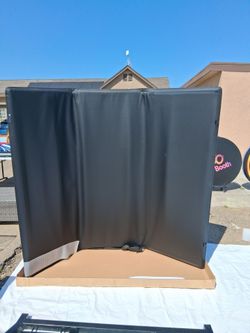Tyger T3 soft trifold bed cover Silverado/ Sierra 1(contact info removed) 3500 6'6"bed