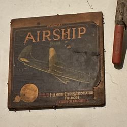 Vintage Air Ship Sighn