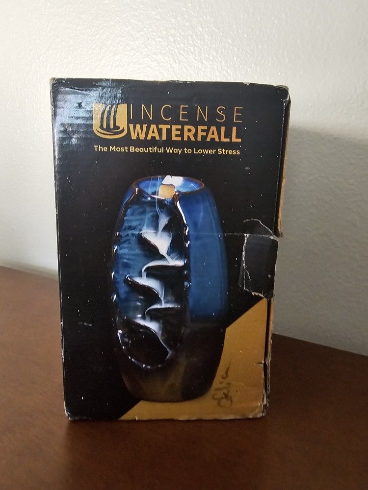 Inscense Waterfall Burner Backflow Smoke Censer Holder + Cones incense