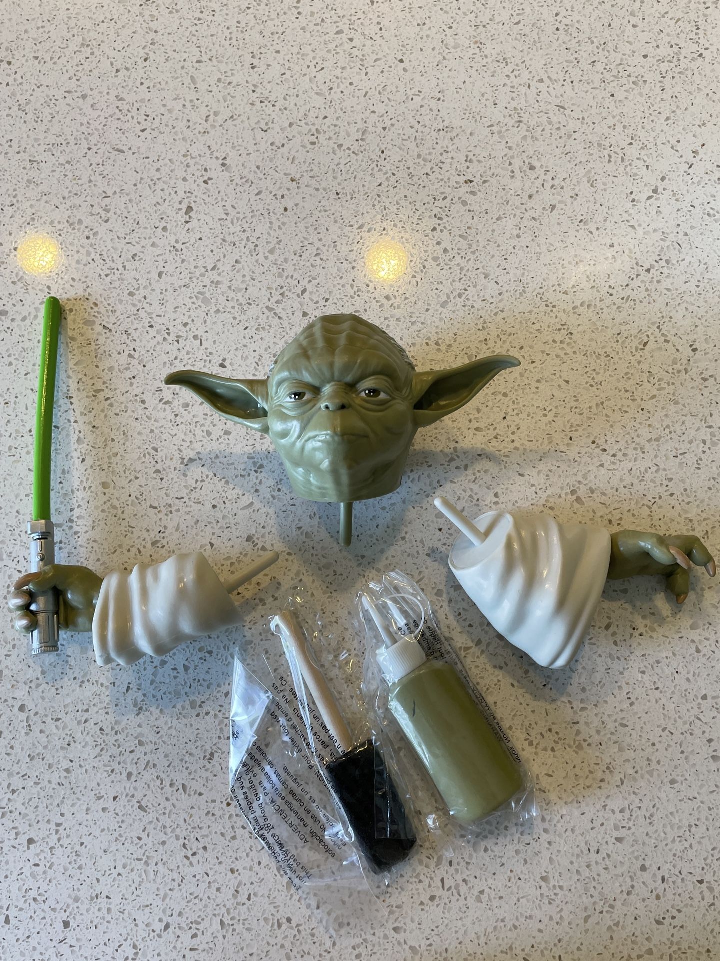 Halloween, Star Wars Yoda Pumpkin Decorating Kit