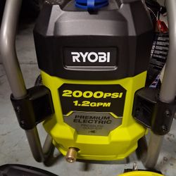 Pressure Washer 2000 PSI