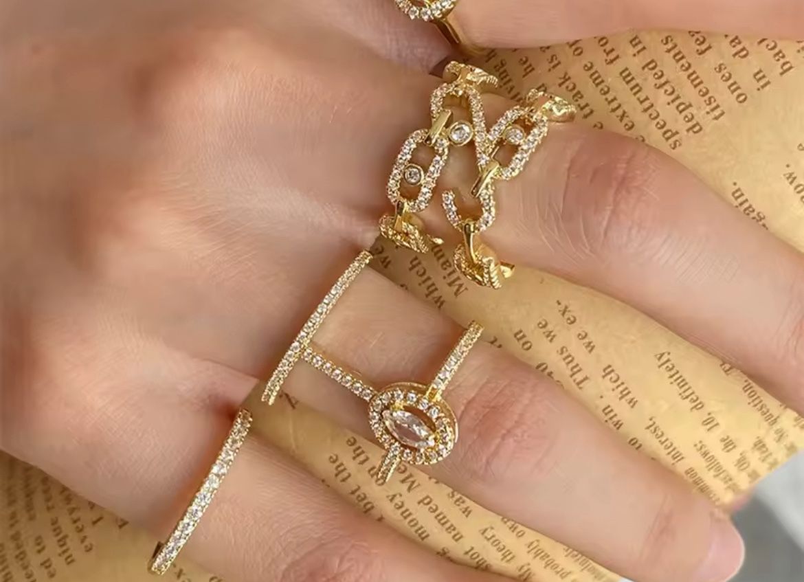  Adjustable / Waterproof / White Gold Color Personality Fashion Engagement Ring Jewelry Gifts