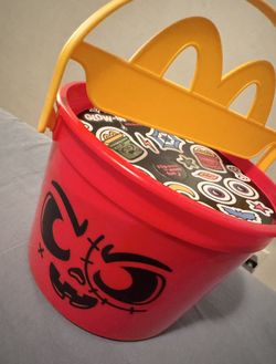 McDonald’s Halloween 2025 Boo Bucket (Zombie)
