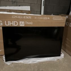 Brand New 43” TCL Roku Smart Tv (LG UHD 4K)