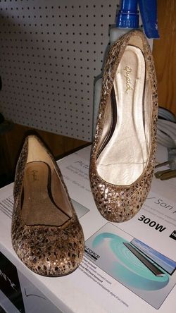 Flats size 7