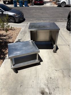 Stainless steel tables