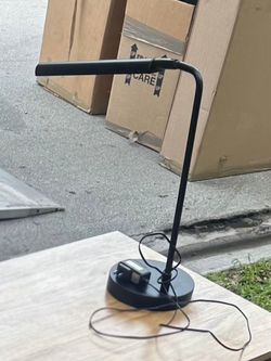 $10...Black desk lamp!!