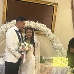 Wedding arch With Flowers 