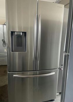 Samsung French Door Fridge - Stainless Steel, Great Condition, w/ Ice & Water Dispenser