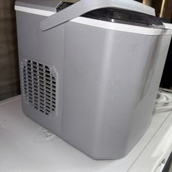 Countertop Ice Maker