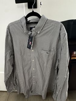 Vineyard Vines dress shirt