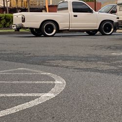 Toyota Tacoma 