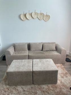 Sectional modular boneless couch