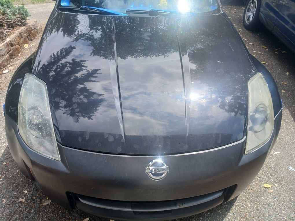 06 350z Headlight Housing
