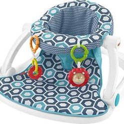 Fisher-Price Portable Baby Chair, Sit-Me-Up Floor Seat with 2 Removable Toys & Washable Seat Pad, Honeycomb *Open Box-Like New*