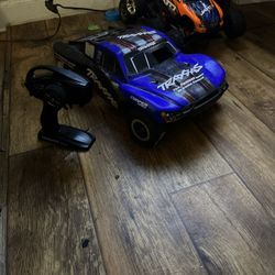 Traxxas slasher 