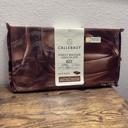 Callebaut 823 Premium Belgian Milk Chocolate Block – 5 kg (11 lbs)